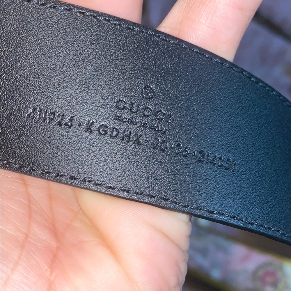 Gucci Black Belt with Silver Buckle - Picture 4 of 5